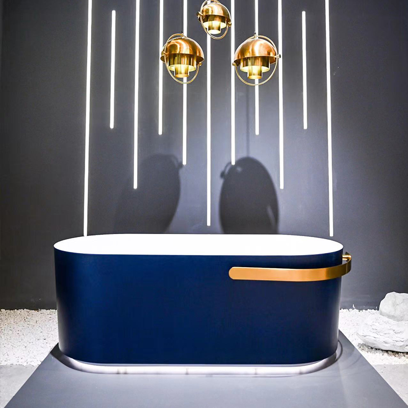 Acrylic free-standing bathtub with stainless steel golden towel rack